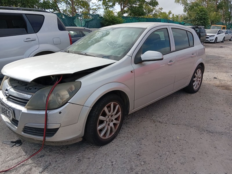 opel astra h (a04) del año 2004