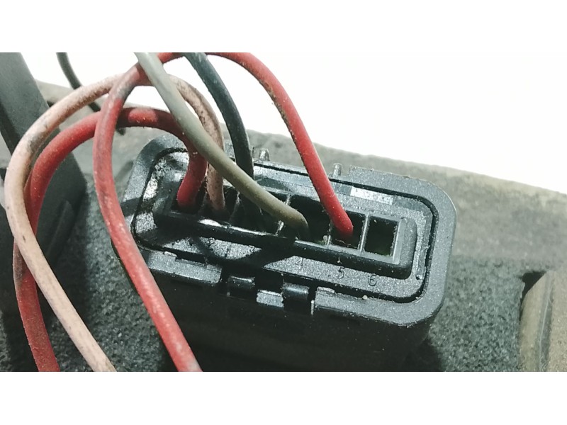 Recambio de piloto trasero izquierdo para nissan micra iii (k12) 1.2 16v referencia OEM IAM   