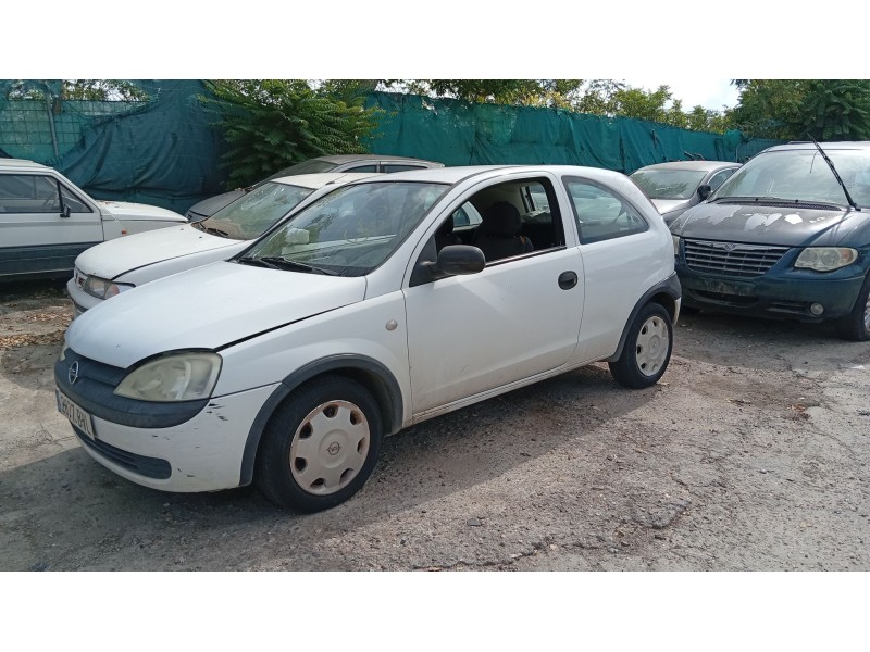 opel corsa c (x01) del año 2002