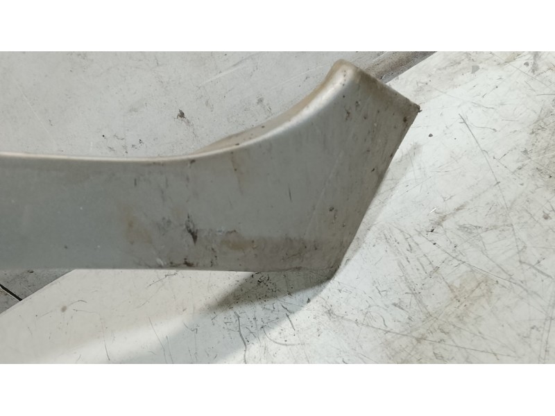 Recambio de aleta delantera izquierda para nissan micra iii (k12) 1.2 16v referencia OEM IAM   