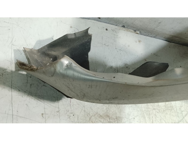 Recambio de aleta delantera derecha para nissan micra iii (k12) 1.2 16v referencia OEM IAM   
