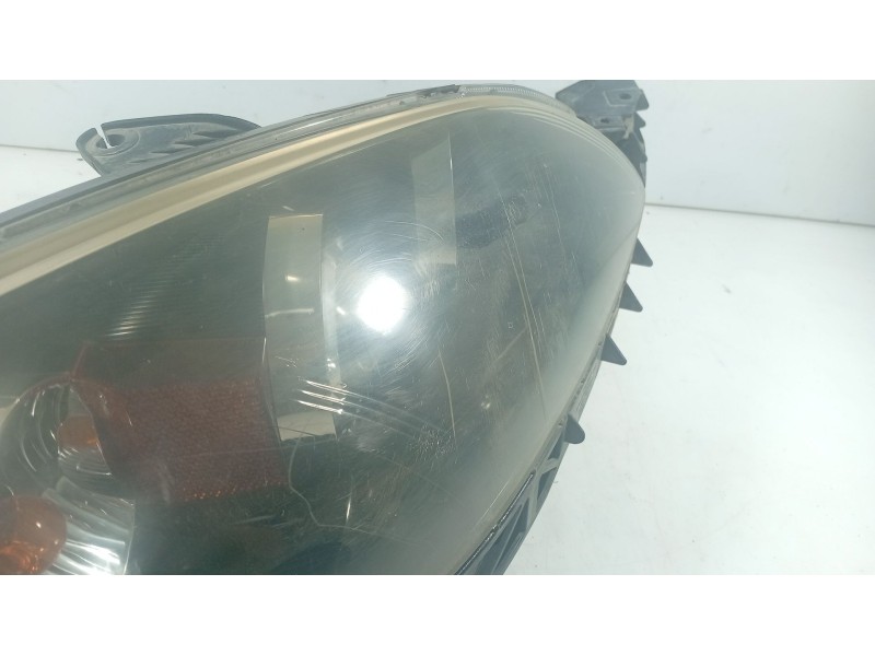 Recambio de faro derecho para mazda 3 (bk) 1.6 di turbo referencia OEM IAM   