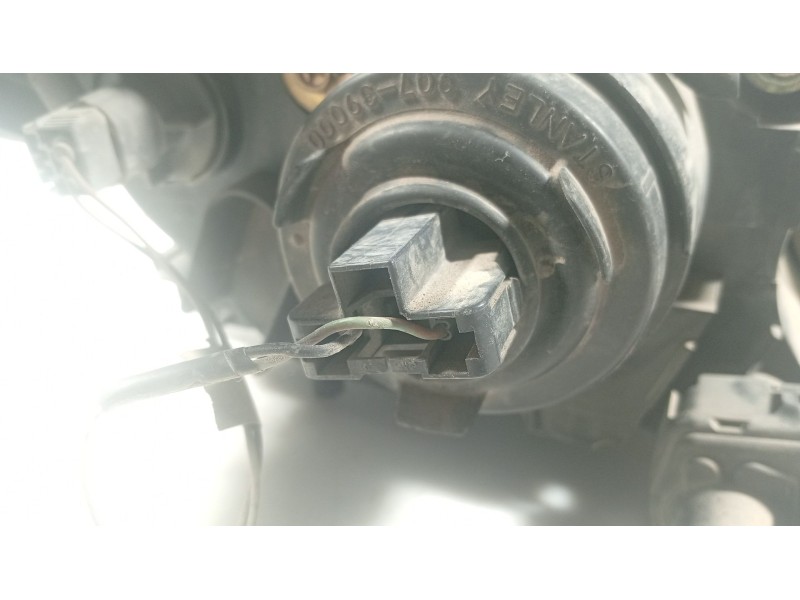Recambio de faro izquierdo para mazda 3 (bk) 1.6 di turbo referencia OEM IAM   