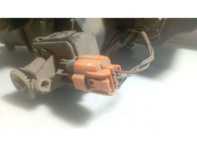 Recambio de faro izquierdo para mazda 3 (bk) 1.6 di turbo referencia OEM IAM   