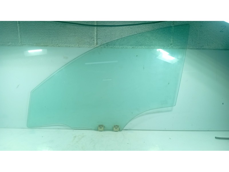 Recambio de luna delantera izquierda para mazda 3 (bk) 1.6 di turbo referencia OEM IAM   