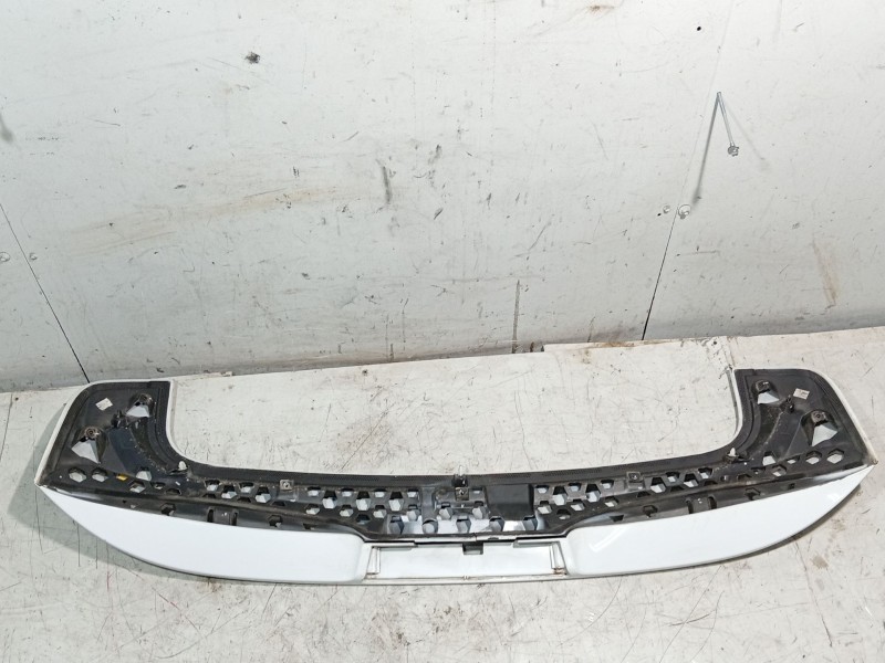 Recambio de moldura para ford focus iii 1.5 tdci referencia OEM IAM   