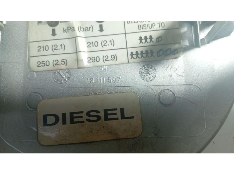 Recambio de tapa combustible para opel astra h (a04) 1.7 cdti (l48) referencia OEM IAM   