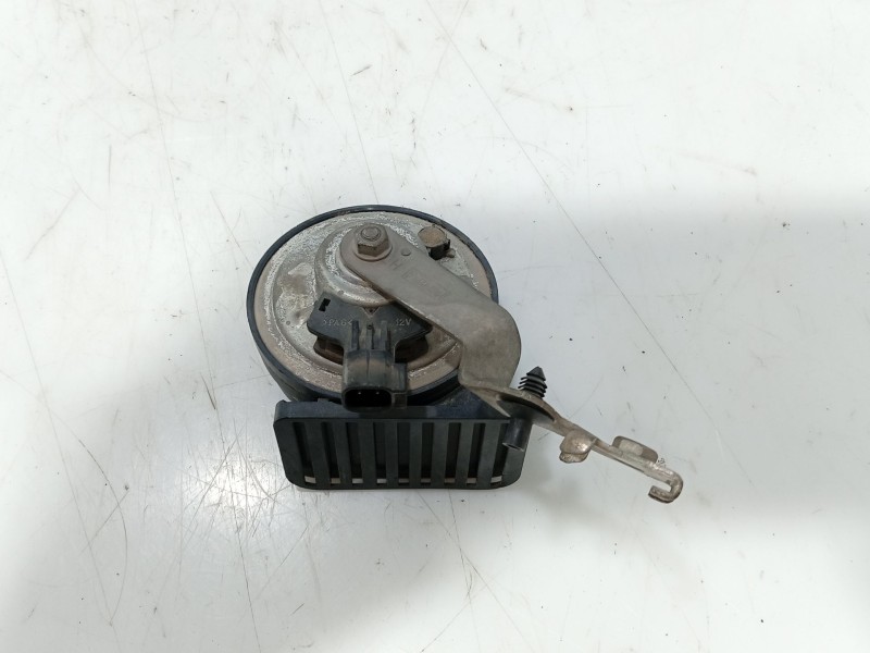 Recambio de claxon para ford focus iii 1.5 tdci referencia OEM IAM   