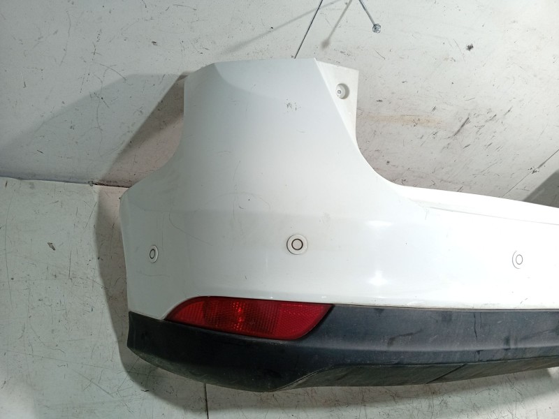 Recambio de paragolpes trasero para ford focus iii 1.5 tdci referencia OEM IAM   