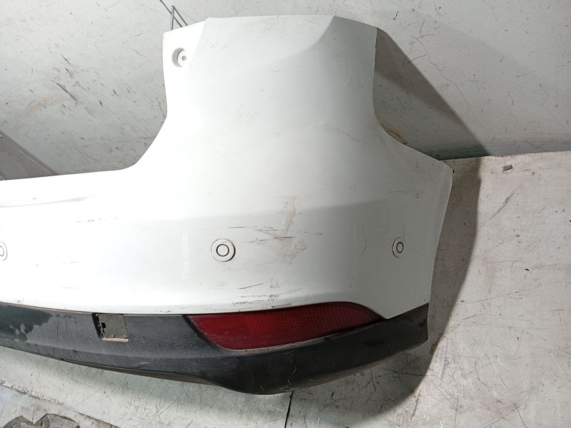Recambio de paragolpes trasero para ford focus iii 1.5 tdci referencia OEM IAM   
