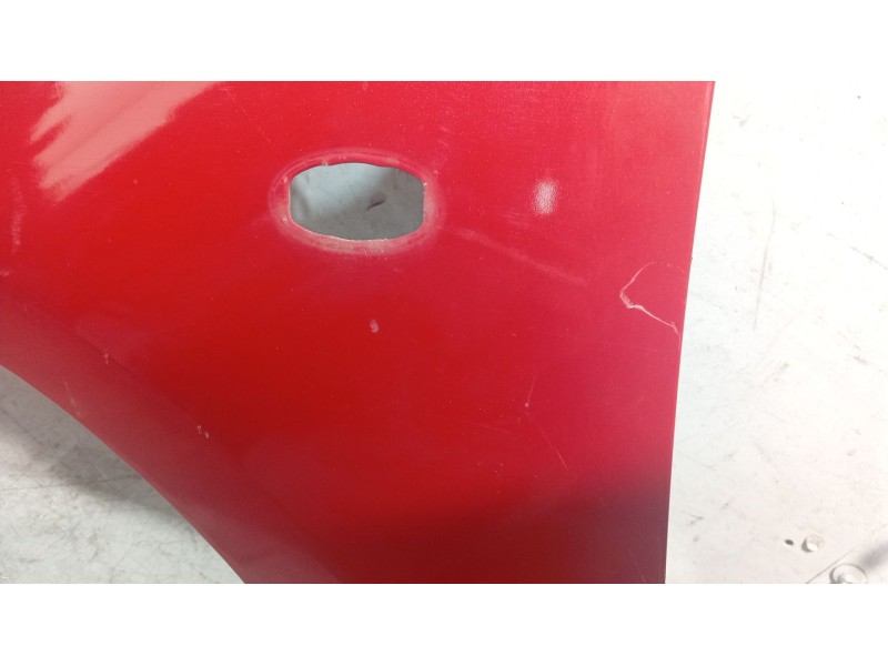 Recambio de aleta delantera izquierda para mazda 3 (bk) 1.6 di turbo referencia OEM IAM   