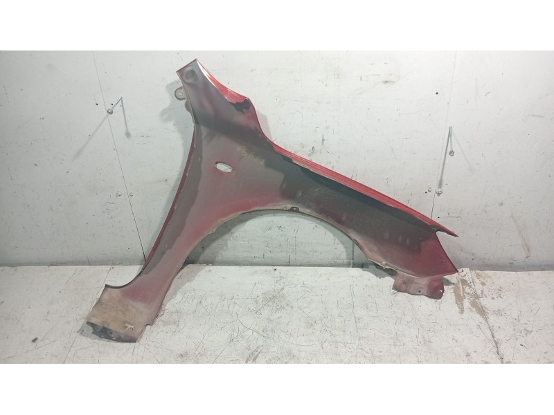 Recambio de aleta delantera izquierda para mazda 3 (bk) 1.6 di turbo referencia OEM IAM   