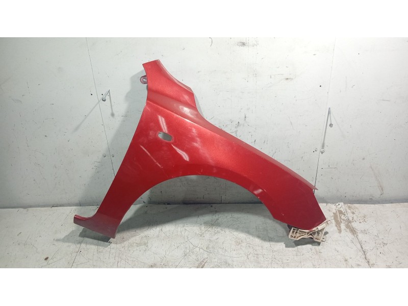 Recambio de aleta delantera derecha para mazda 3 (bk) 1.6 di turbo referencia OEM IAM   