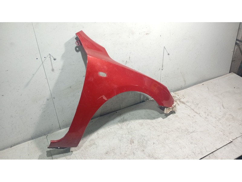 Recambio de aleta delantera derecha para mazda 3 (bk) 1.6 di turbo referencia OEM IAM   
