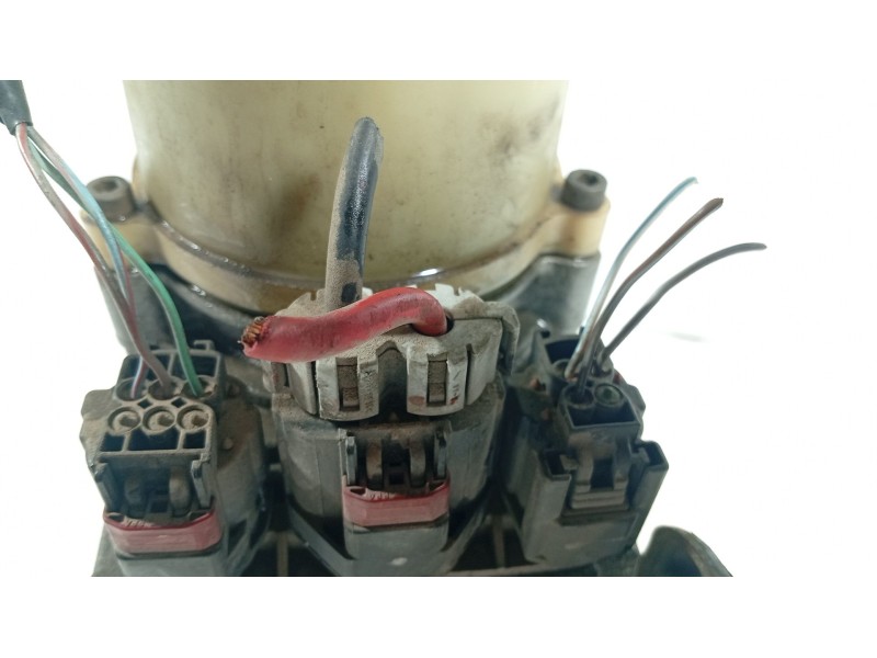 Recambio de bomba direccion para mazda 3 (bk) 1.6 di turbo referencia OEM IAM   