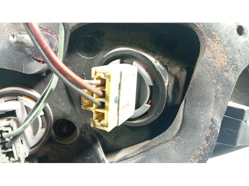 Recambio de piloto trasero izquierdo para mazda 3 (bk) 1.6 di turbo referencia OEM IAM   