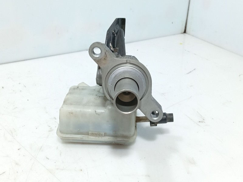 Recambio de bomba freno para ford focus iii 1.5 tdci referencia OEM IAM   