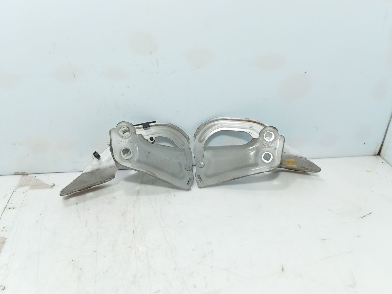 Recambio de bisagra capot para ford focus iii 1.0 ecoboost referencia OEM IAM   