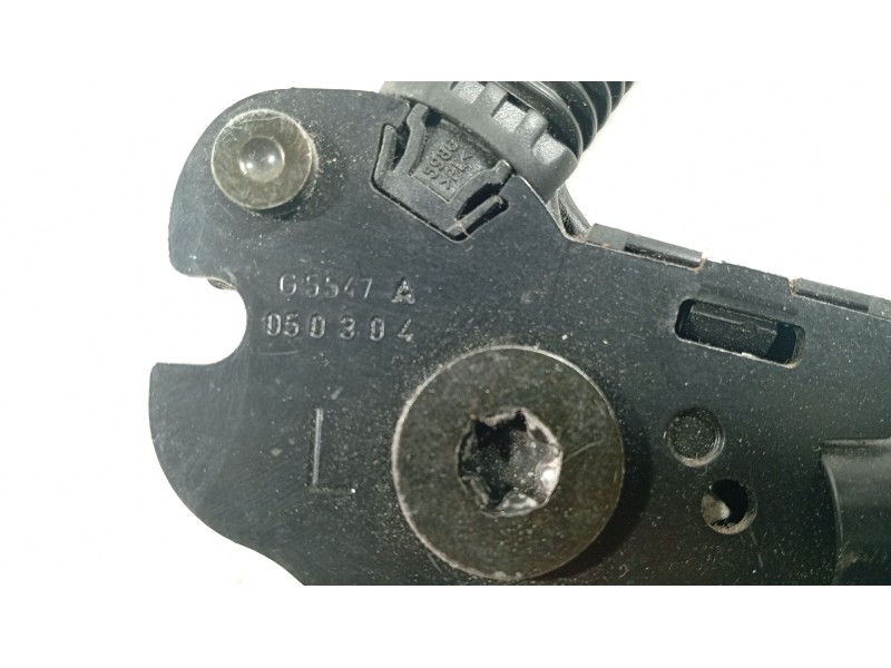 Recambio de anclaje cinturon delantero izquierdo para mazda 3 (bk) 1.6 di turbo referencia OEM IAM   
