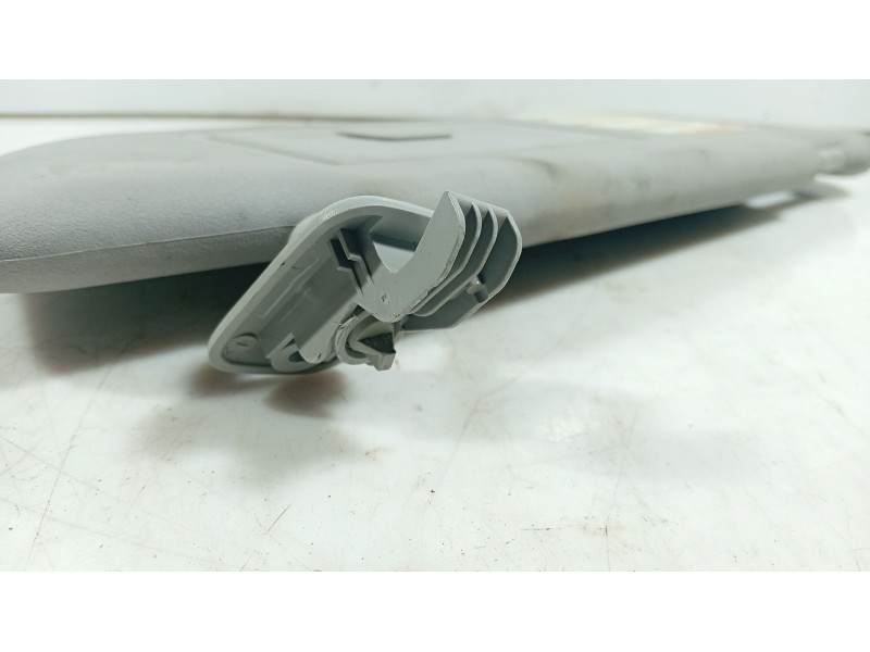 Recambio de parasol derecho para mazda 3 (bk) 1.6 di turbo referencia OEM IAM   
