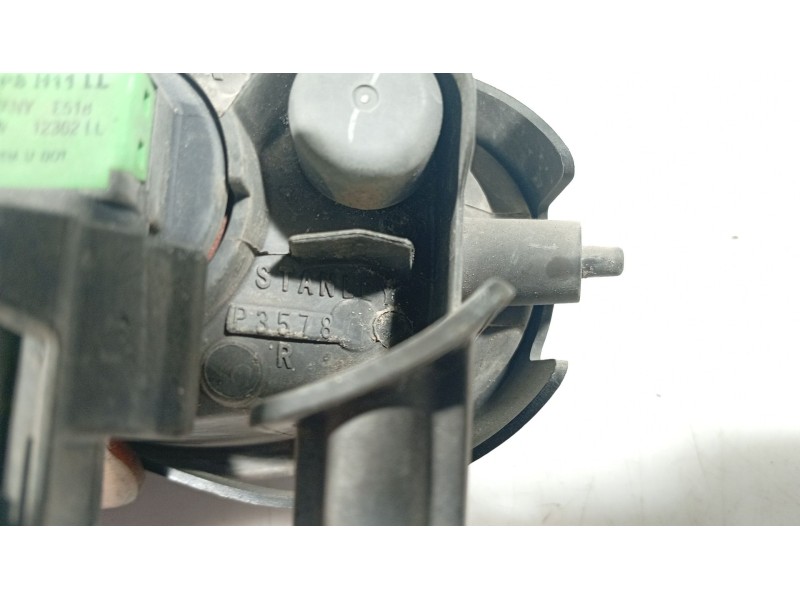 Recambio de piloto delantero derecho para mazda 3 (bk) 1.6 di turbo referencia OEM IAM   
