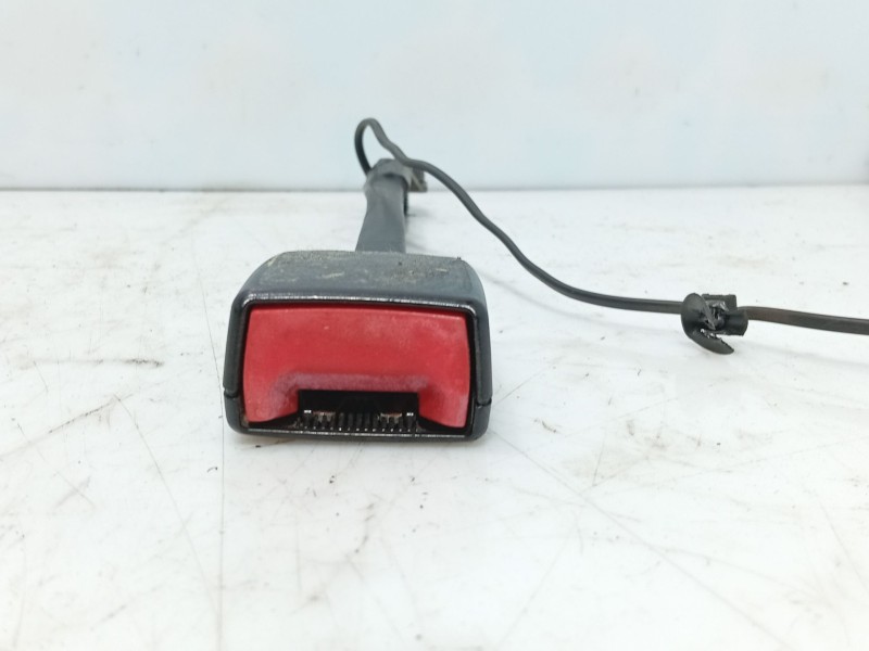 Recambio de anclaje cinturon delantero izquierdo para ford focus iii 1.0 ecoboost referencia OEM IAM   