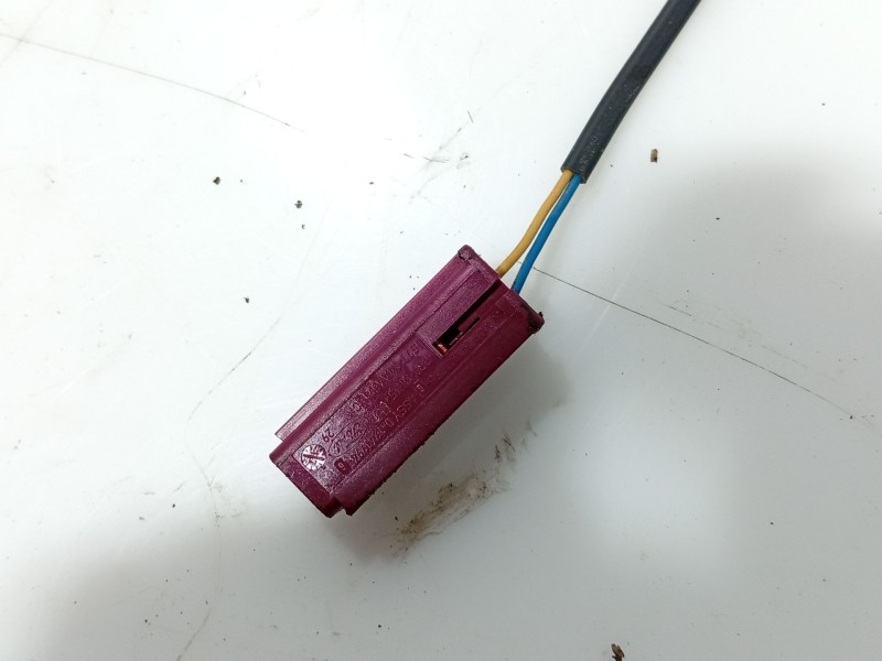 Recambio de anclaje cinturon delantero izquierdo para ford focus iii 1.0 ecoboost referencia OEM IAM   
