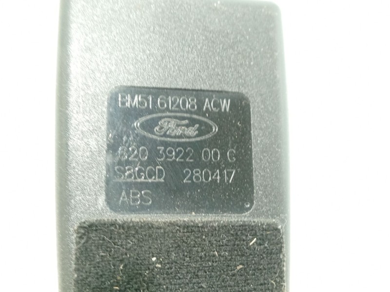 Recambio de anclaje cinturon delantero derecho para ford focus iii 1.0 ecoboost referencia OEM IAM   