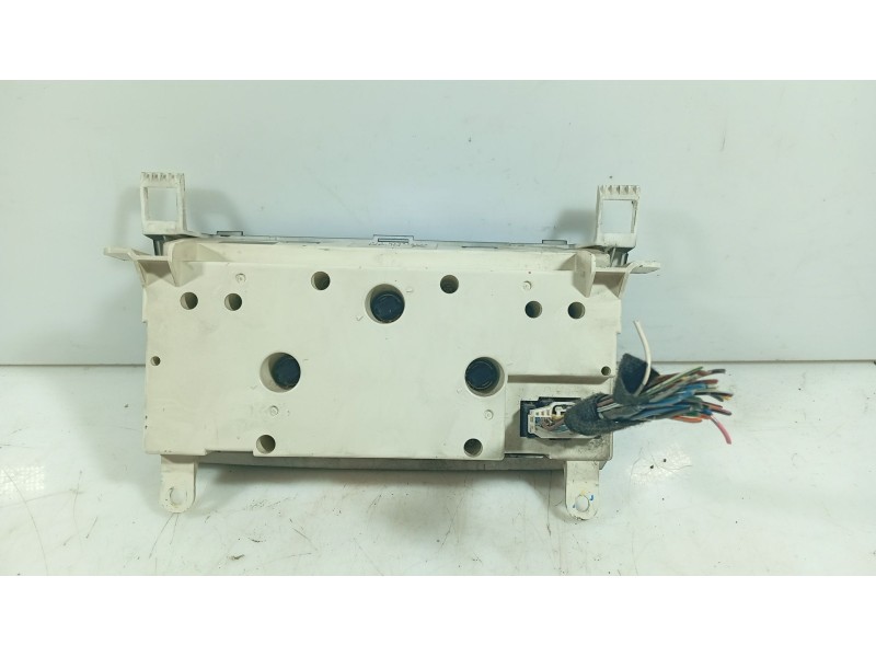 Recambio de mando climatizador para mazda 3 (bk) 1.6 di turbo referencia OEM IAM   