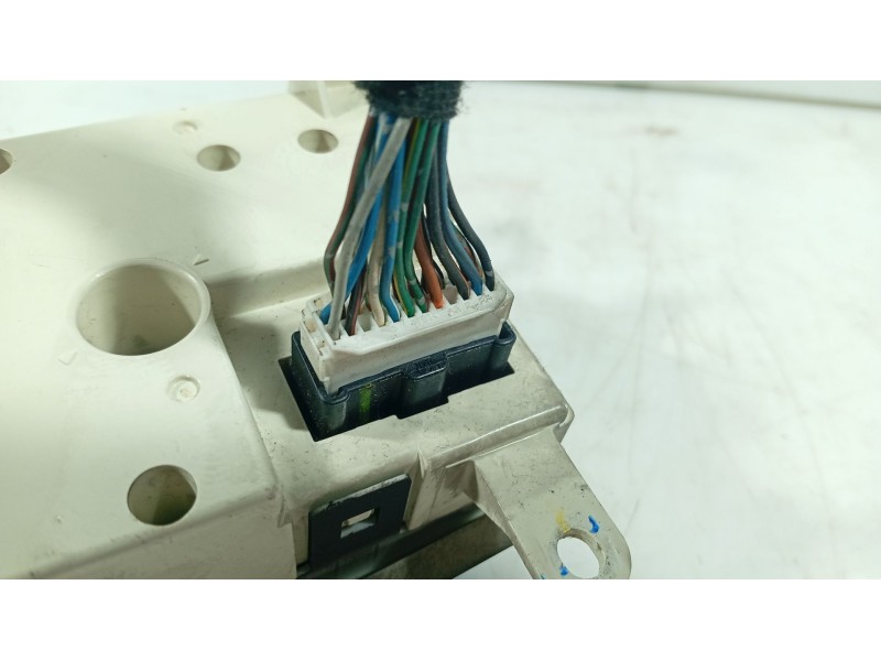 Recambio de mando climatizador para mazda 3 (bk) 1.6 di turbo referencia OEM IAM   