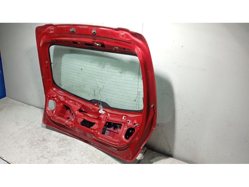 Recambio de porton trasero para mazda 3 (bk) 1.6 di turbo referencia OEM IAM   