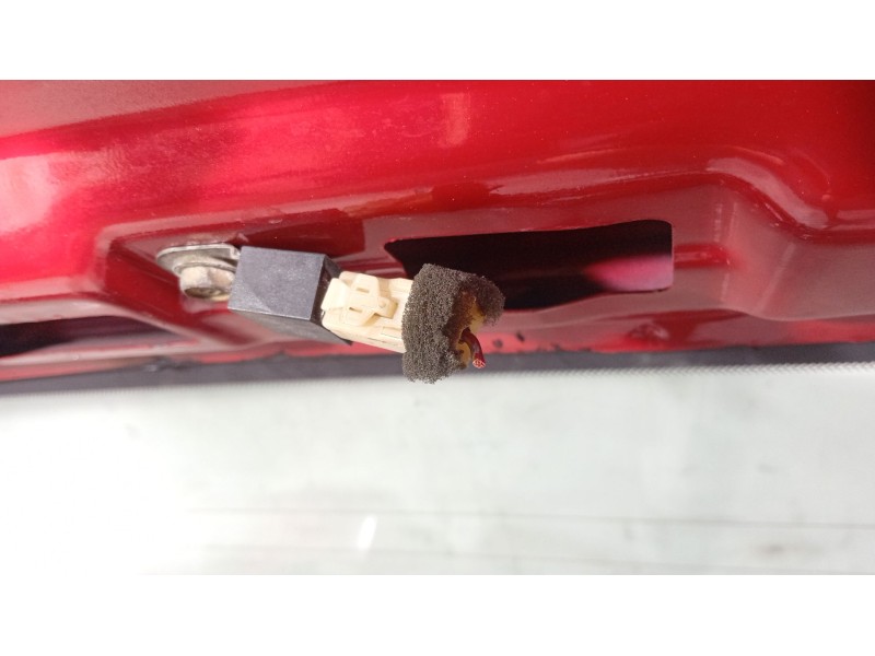 Recambio de porton trasero para mazda 3 (bk) 1.6 di turbo referencia OEM IAM   