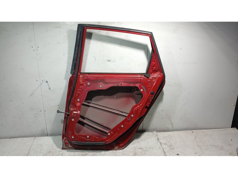 Recambio de puerta trasera derecha para mazda 3 (bk) 1.6 di turbo referencia OEM IAM   