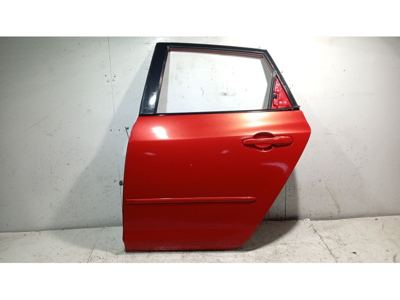 Recambio de puerta trasera izquierda para mazda 3 (bk) 1.6 di turbo referencia OEM IAM   