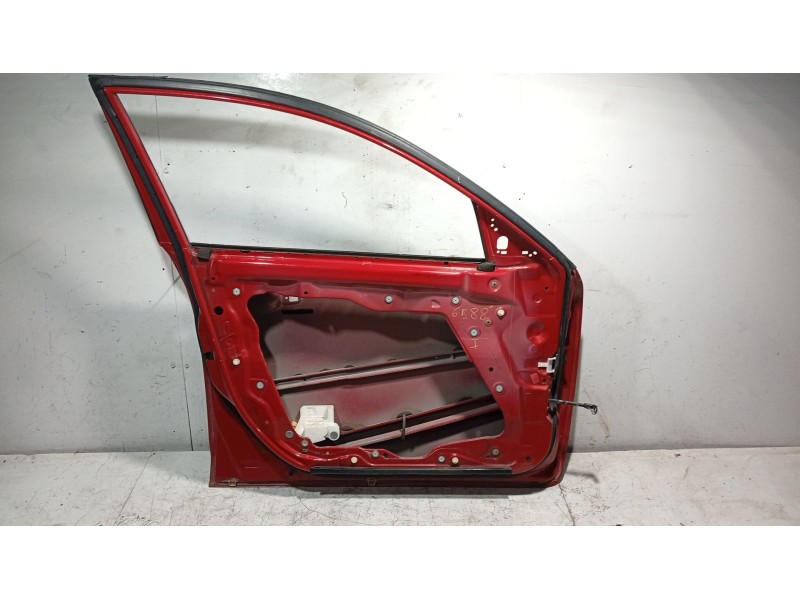 Recambio de puerta delantera izquierda para mazda 3 (bk) 1.6 di turbo referencia OEM IAM   