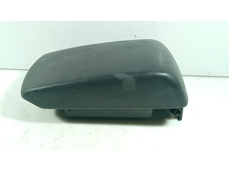 Recambio de apoyabrazos central para mazda 3 (bk) 1.6 di turbo referencia OEM IAM   
