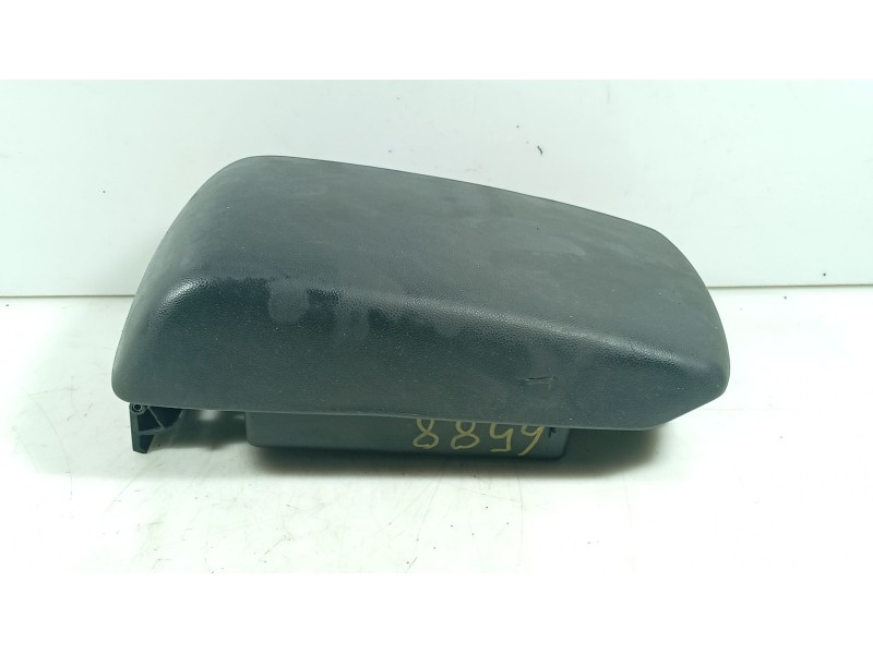 Recambio de apoyabrazos central para mazda 3 (bk) 1.6 di turbo referencia OEM IAM   