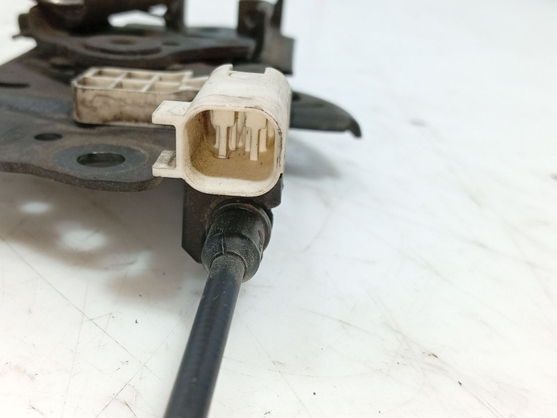 Recambio de cerradura capot para ford focus iii 1.0 ecoboost referencia OEM IAM 1808504  