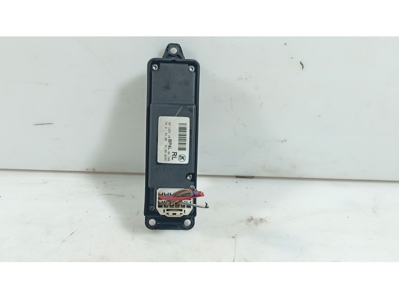 Recambio de mando elevalunas trasero izquierdo para mazda 3 (bk) 1.6 di turbo referencia OEM IAM   