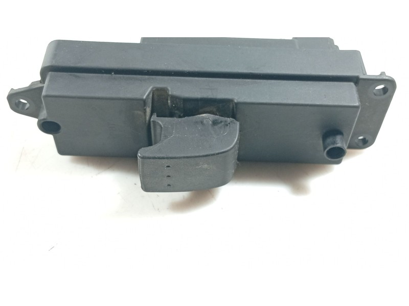 Recambio de mando elevalunas trasero izquierdo para mazda 3 (bk) 1.6 di turbo referencia OEM IAM   