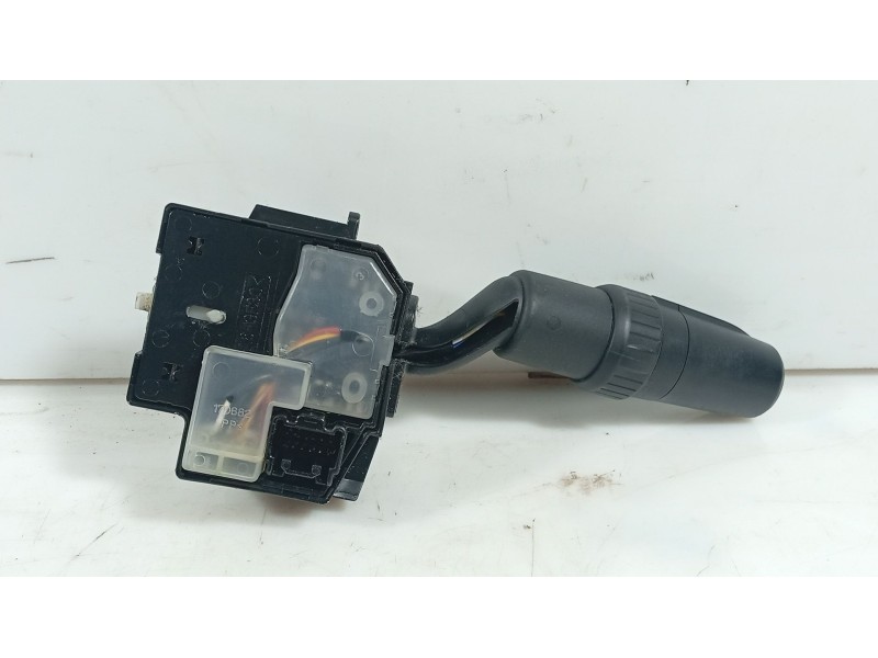 Recambio de mando luces para mazda 3 (bk) 1.6 di turbo referencia OEM IAM   