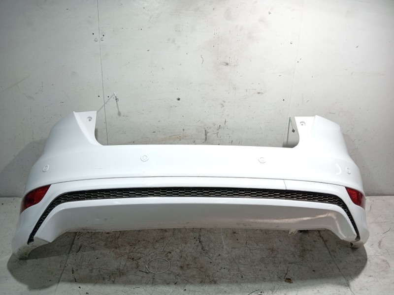 Recambio de paragolpes trasero para ford focus iii 1.0 ecoboost referencia OEM IAM 1877243 / 1876673  