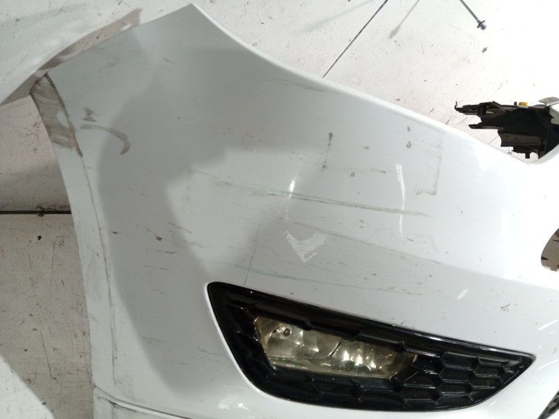 Recambio de paragolpes delantero para ford focus iii 1.0 ecoboost referencia OEM IAM 2016512  