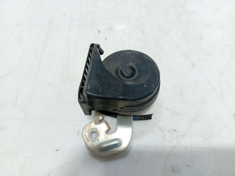 Recambio de claxon para ford focus iii 1.0 ecoboost referencia OEM IAM   