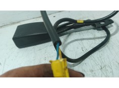 Recambio de anclaje cinturon delantero derecho para mercedes-benz clase c (w203) c 200 cdi (203.004) referencia OEM IAM    2
