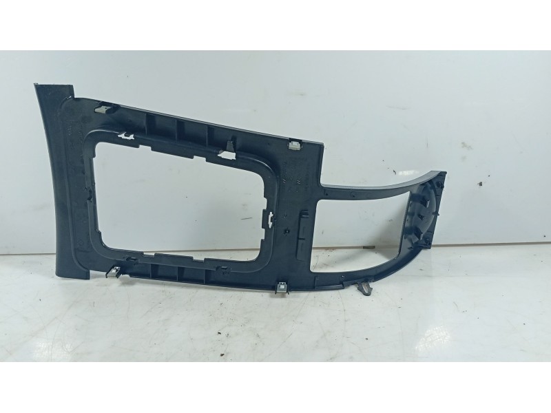 Recambio de moldura para peugeot 407 (6d_) 1.6 hdi 110 (6d9hzc, 6d9hyc) referencia OEM IAM   