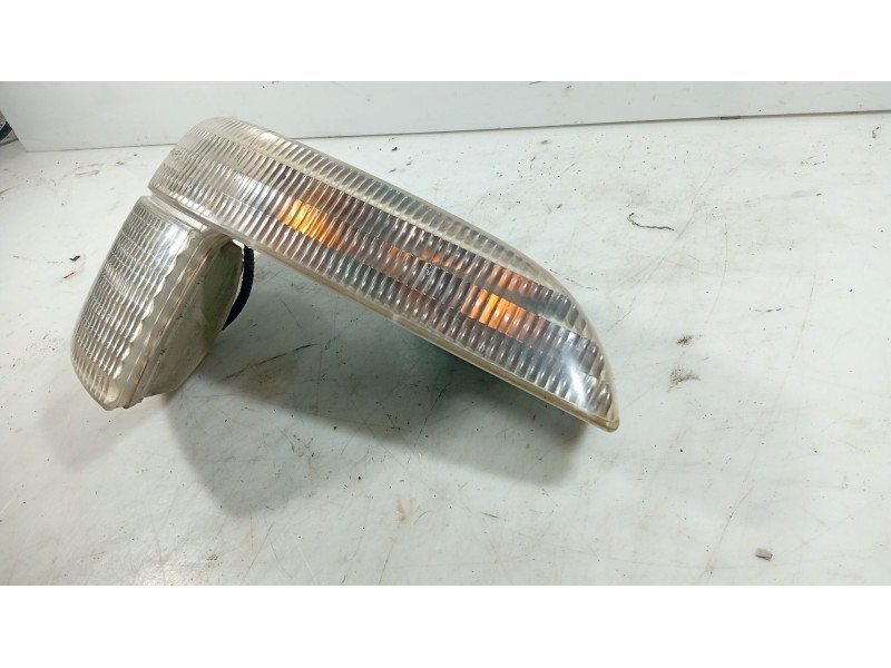 Recambio de piloto delantero derecho para ford explorer 4.0 full equipped referencia OEM IAM   