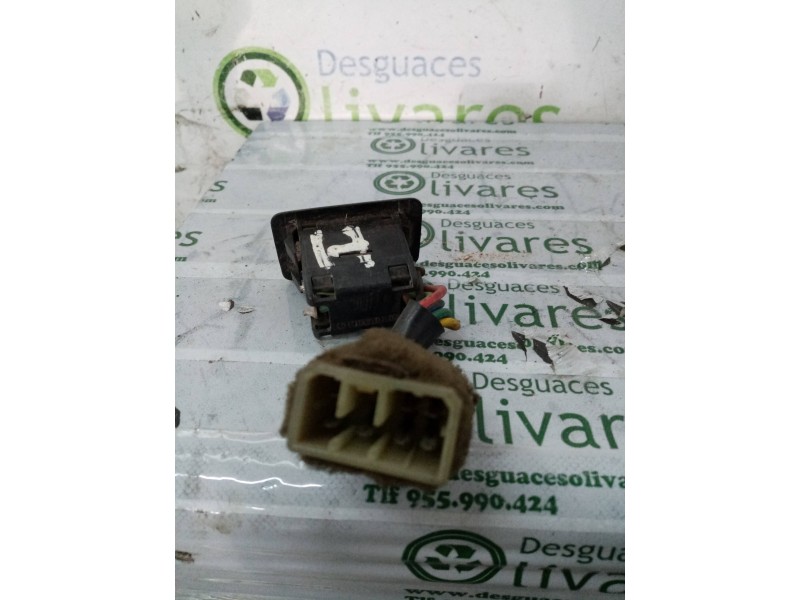 Recambio de mando elevalunas delantero derecho para  referencia OEM IAM   