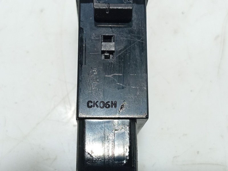 Recambio de warning para ssangyong rexton / rexton ii (gab_) 2.7 xdi referencia OEM IAM   