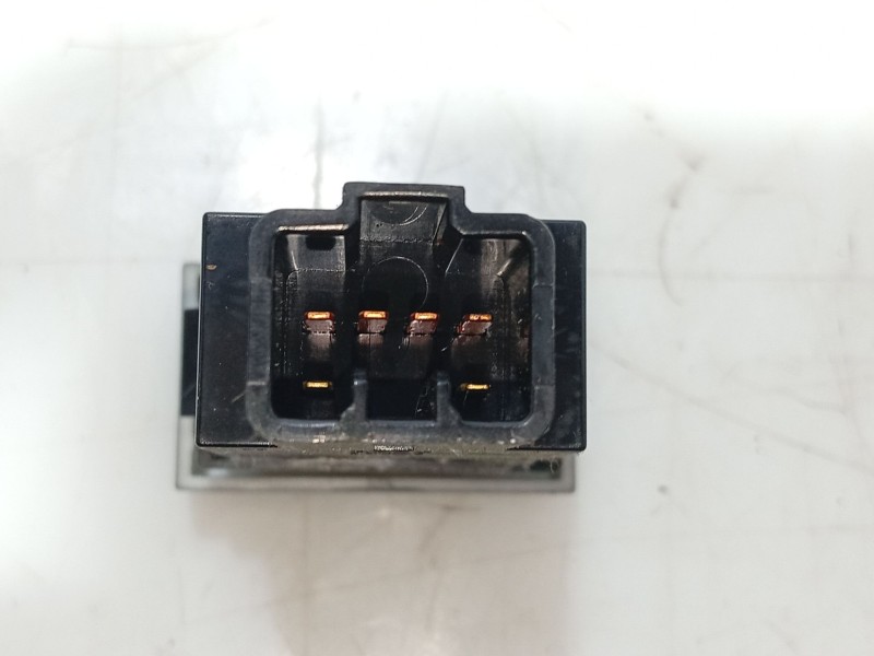 Recambio de interruptor para ssangyong rexton / rexton ii (gab_) 2.7 xdi referencia OEM IAM   